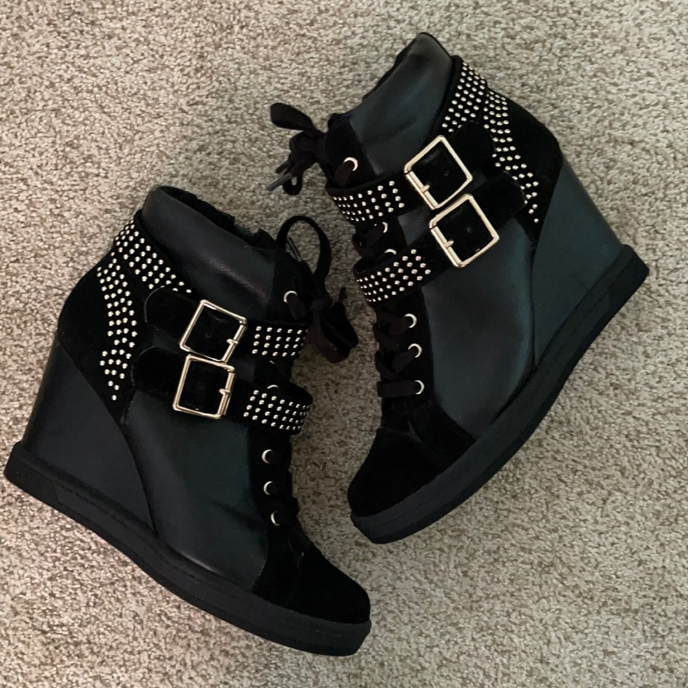 Aldo stud sneaker pumps